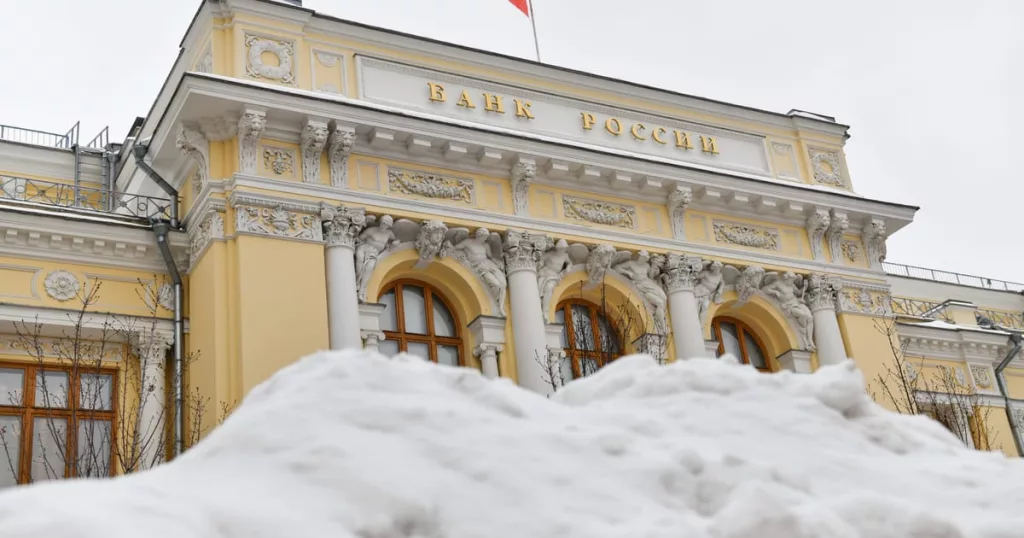 ЕС рассматривает способы увеличения помощи Украине с использованием замороженных российских активов