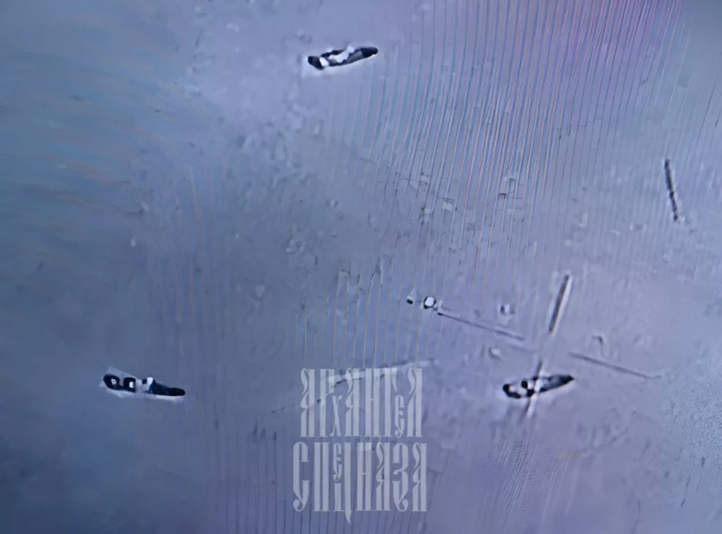 И снова ВСУ у газодобывающих вышек. Этой ночью украинские безэкипажные катера вновь отметились в районе Голицынских месторождений. Не менее 8 надводных целей, в числе которых, возможно, были десантные катер выдвинулись от Ильичевска в направлении Голицынского ГКМ