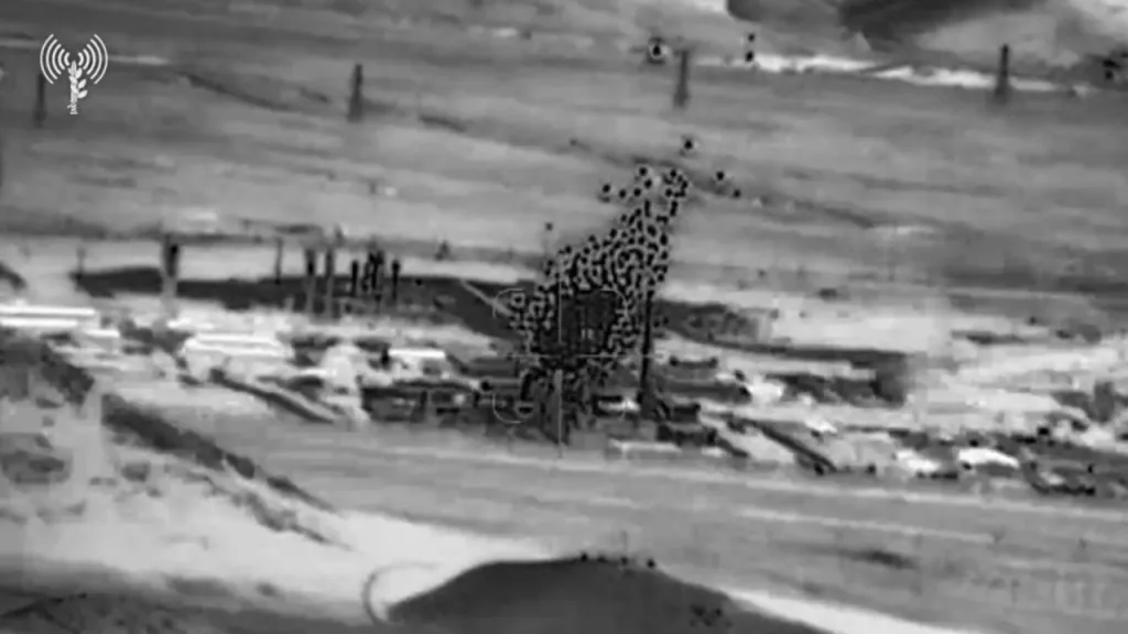 Кадры бомбардировки ядерного комплекса в Араке ударами ВВС Израиля