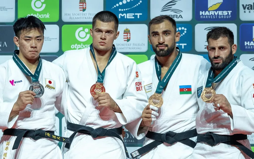 Исторический рекорд у российских дзюдоистов: три золотые и две бронзовые медали на чемпионате мира