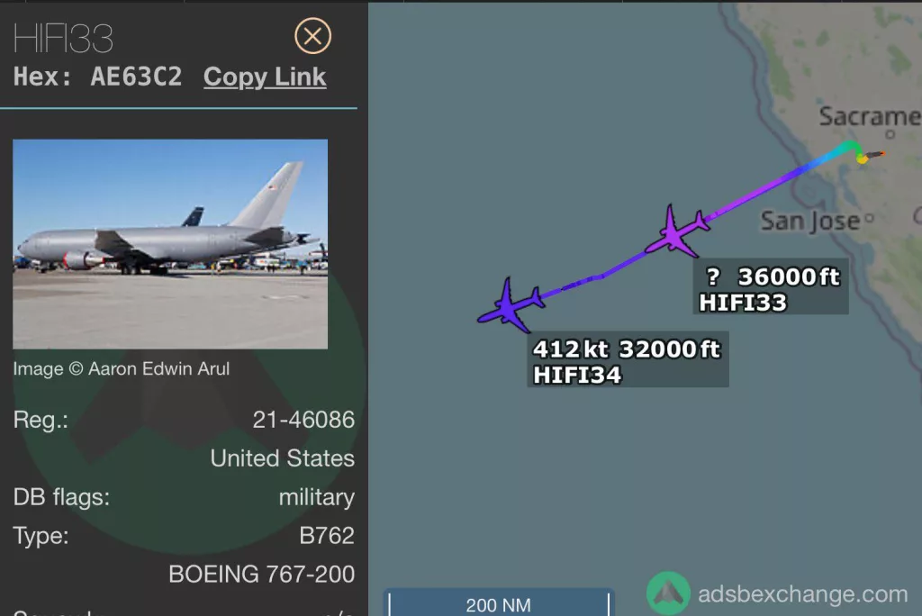 Продолжаем увлекательное наблюдение за активностью американской авиации