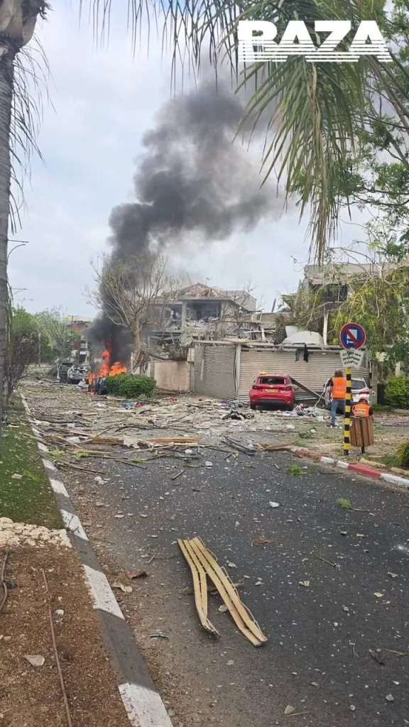 Иран атаковал аэропорт Бен-Гурион, центр биологических исследований и центры командования в Израиле. Об этом сообщает Tasnim со ссылкой на КСИР