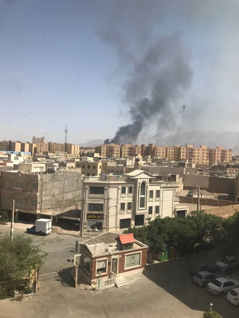 Израильские ВВС нанесли удары по казармам Шахида Садуги в городе Йезд