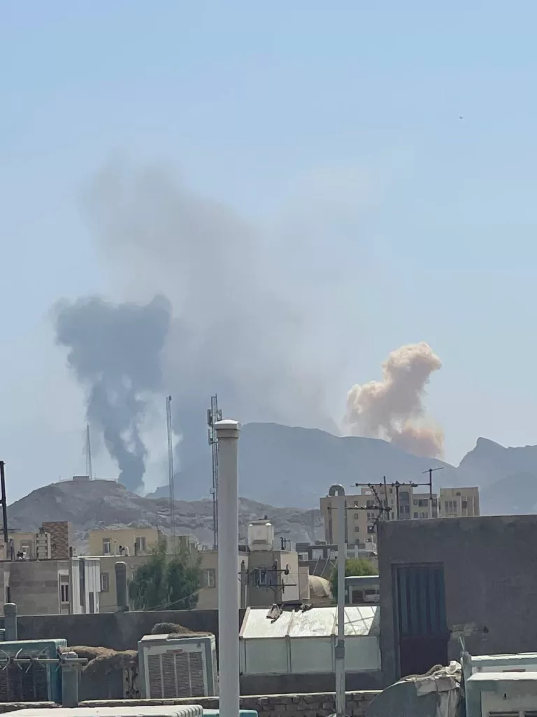 Израильские ВВС нанесли удары по казармам Шахида Садуги в городе Йезд