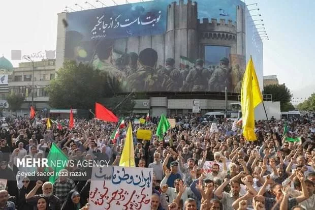 Тем временем в Тегеране началось... празднование победы в войне с Израилем
