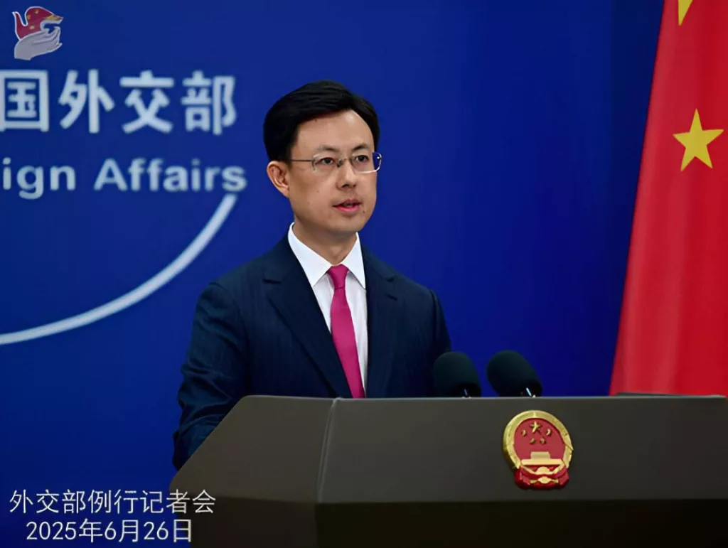 Китай заявил, что не поставлял оружие в Россию