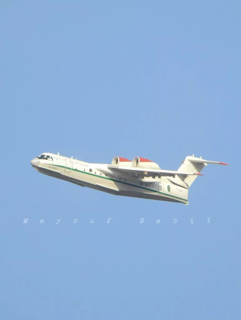 Красавец самолёт-амфибия Бе-200ЧС (Be-200ES) б.н 7Т-VPV ВВС Алжира. Наши дни
