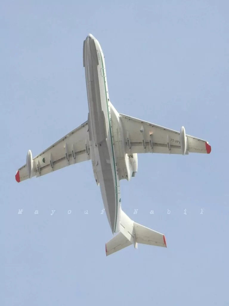 Красавец самолёт-амфибия Бе-200ЧС (Be-200ES) б.н 7Т-VPV ВВС Алжира. Наши дни