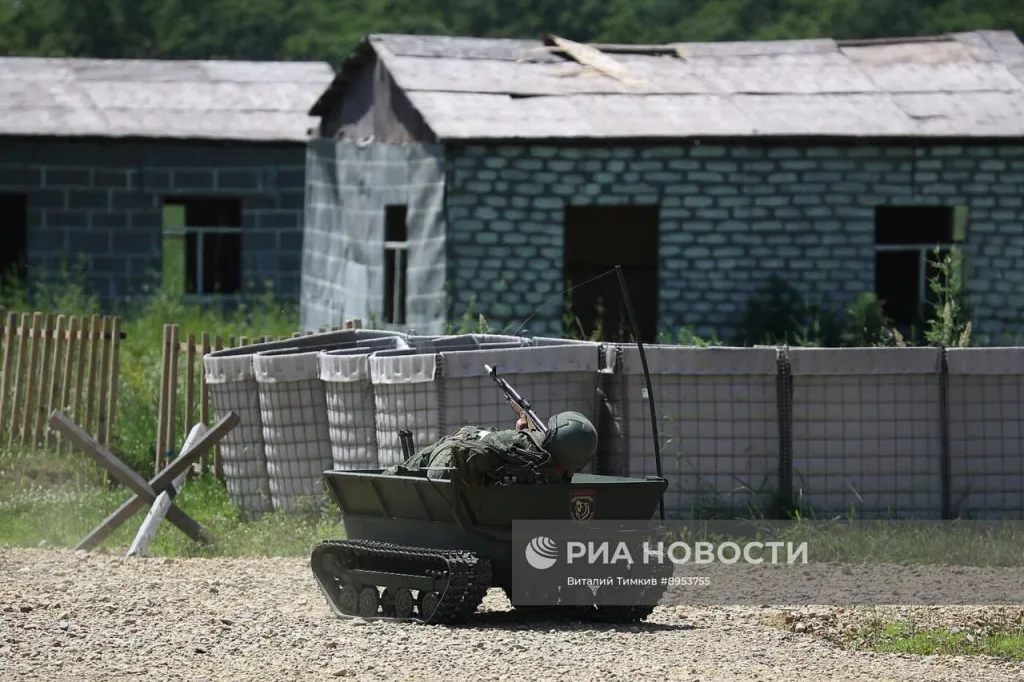 Церемония открытия общевойскового полигона Южного военного округа в Краснодарском крае