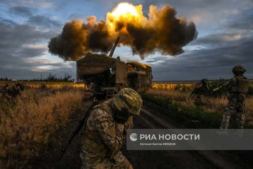 Работа 152-мм колёсной САУ 2С44 «Гиацинт-К» на Покровском направлении