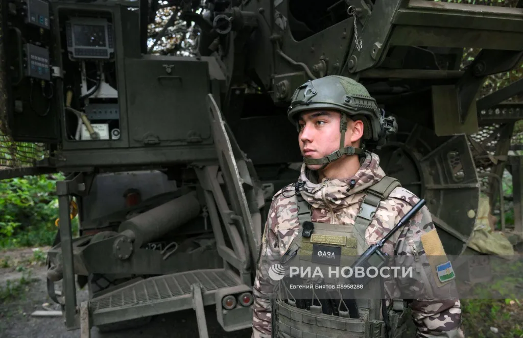 Работа 152-мм колёсной САУ 2С44 «Гиацинт-К» на Покровском направлении