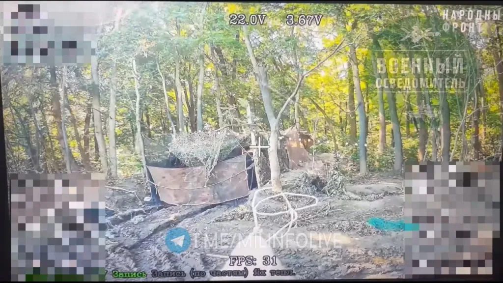 Планомерное затыкивание FPV-дронами на оптоволокне украинской 155-мм "Богданы", спрятанной противников в довольно грамотном укрытии
