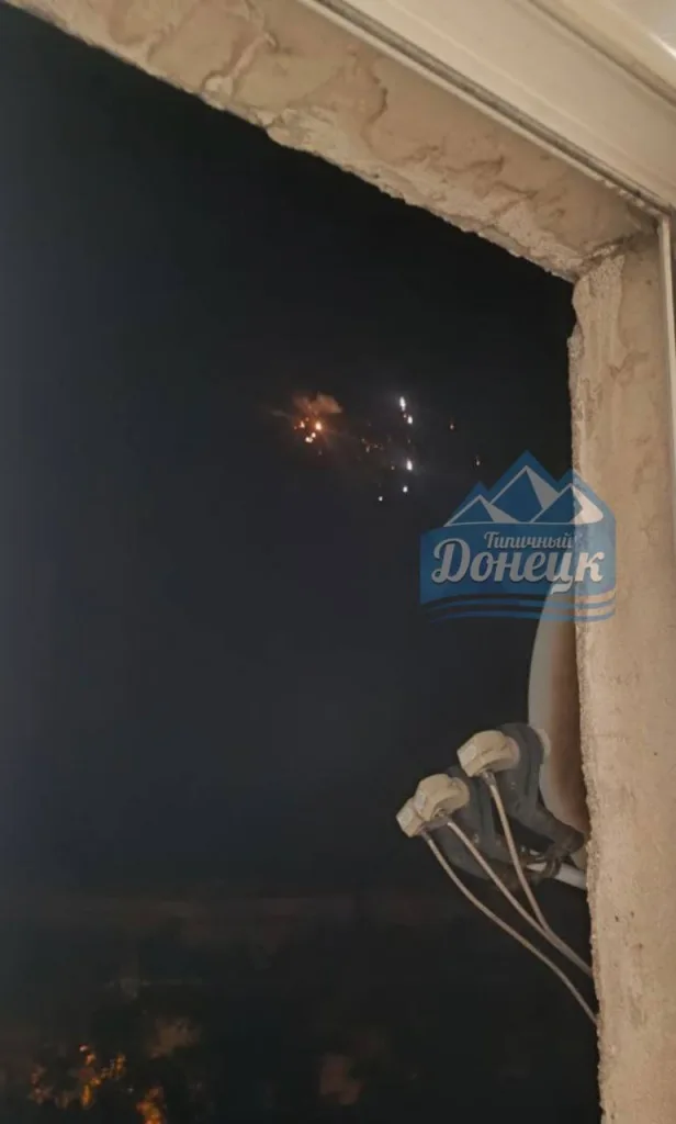 Помимо крылатых ракет ВСУ запустили по Донецку дроны-камикадзе, в городе работает ПВО