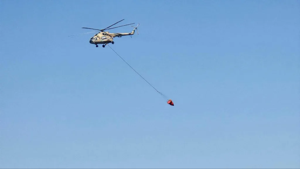 ВВС Сирии начали применять вертолеты Ми-8 для борьбы с лесными пожарами в прибрежных регионах страны