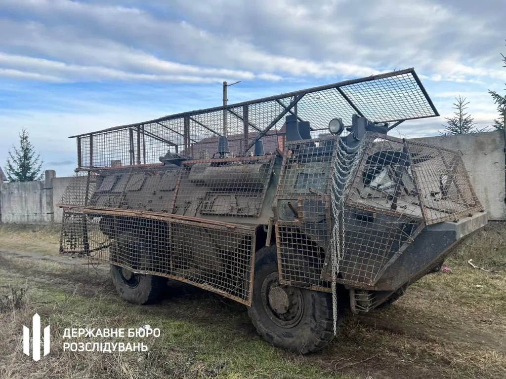 Солдат ВСУ угнал БТР VAB и уехал на нем домой в Полтавскую область, сообщает украинское Государственное бюро расследований