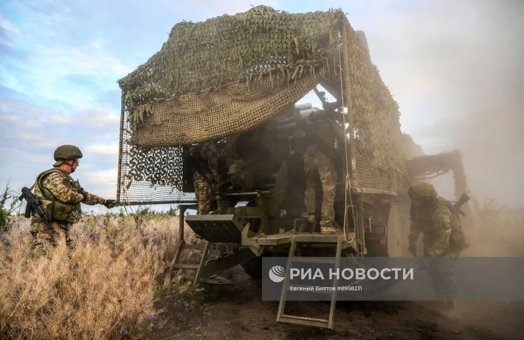 Работа 152-мм колёсной САУ 2С44 «Гиацинт-К» на Покровском направлении