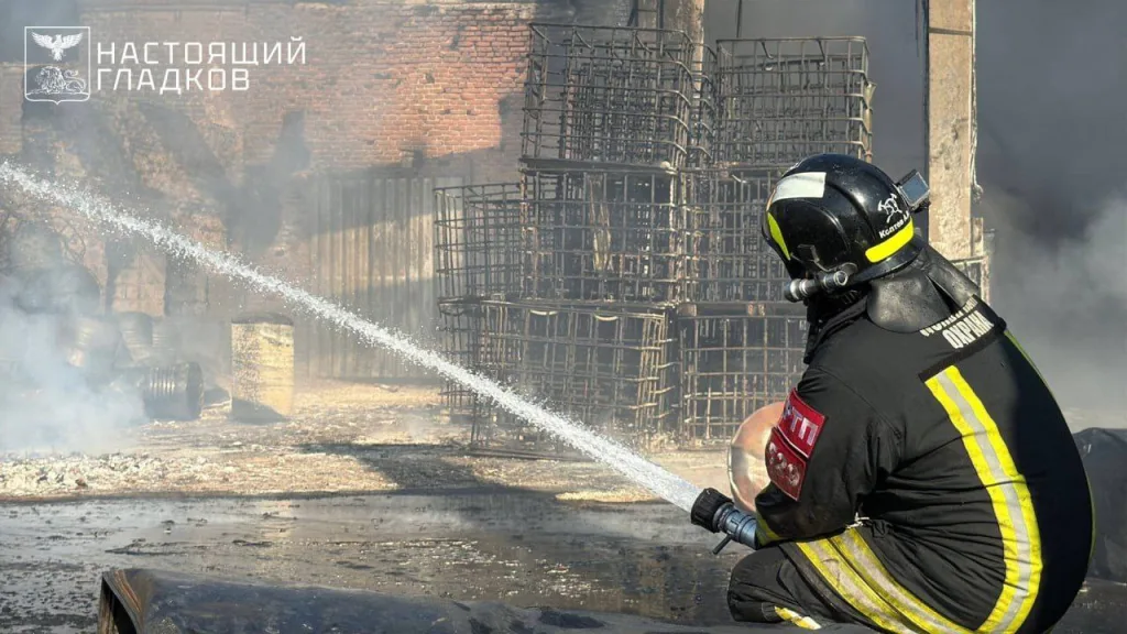 Белгородская область, губернатор: В городе Шебекино беспилотник ВСУ нанёс удар по гражданскому предприятию