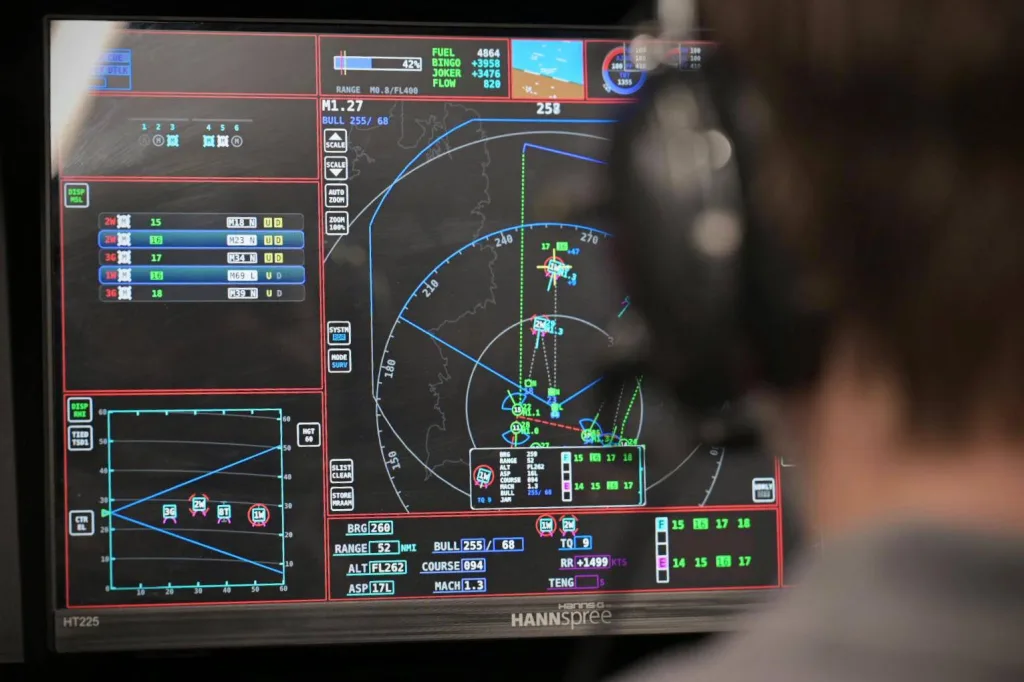 Министр обороны Франции Себастьян Лекорню объявил о возобновление впервые за 15 лет производства крылатых ракет SCALP-EG для французских вооружённых сил