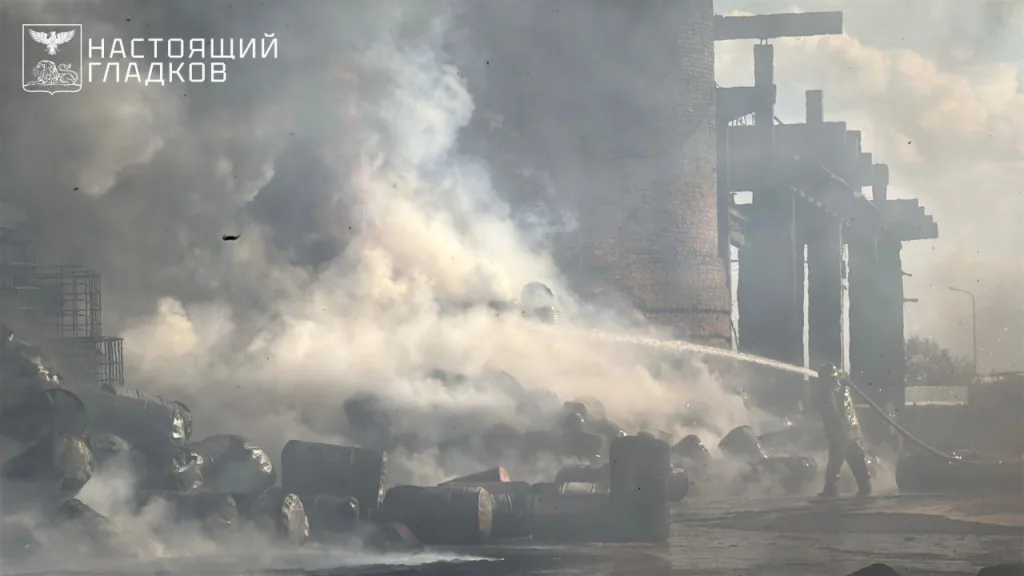Белгородская область, губернатор: В городе Шебекино беспилотник ВСУ нанёс удар по гражданскому предприятию
