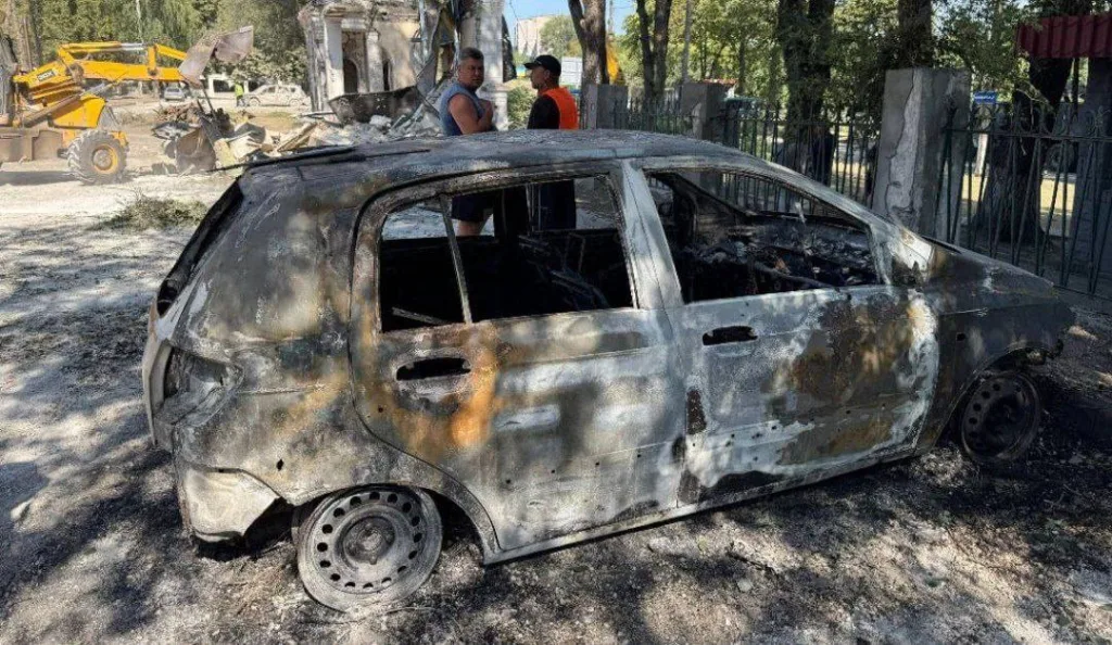 Каменское в Днепропетровской области после ночного прилета "Искандера"