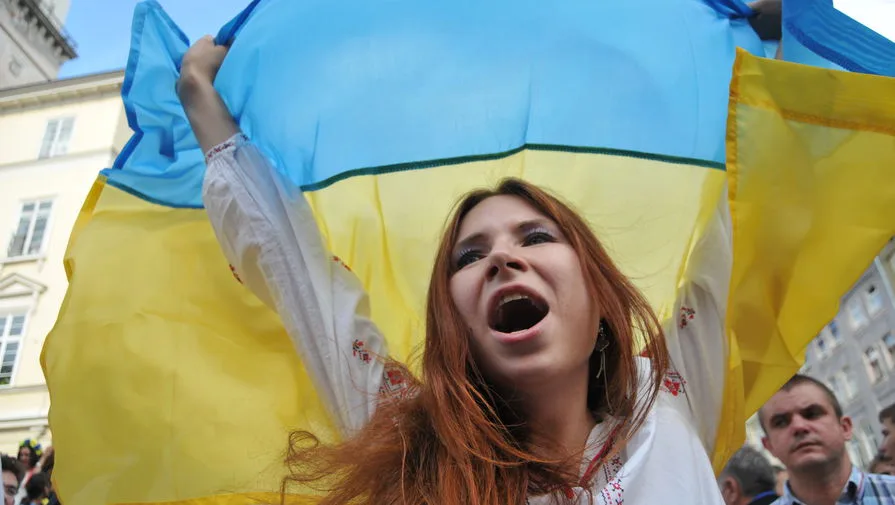 "Любовь по-украински": девушек ставят на крючок для мобилизации