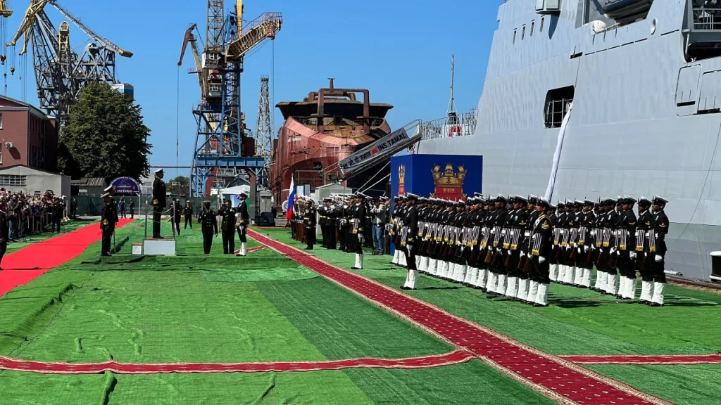 Сегодня в Калининграде на судостроительном заводе «Янтарь» состоялась передача ВМС Индии нового фрегата INS Tamal семейства «Тальвар» (проект 11356)