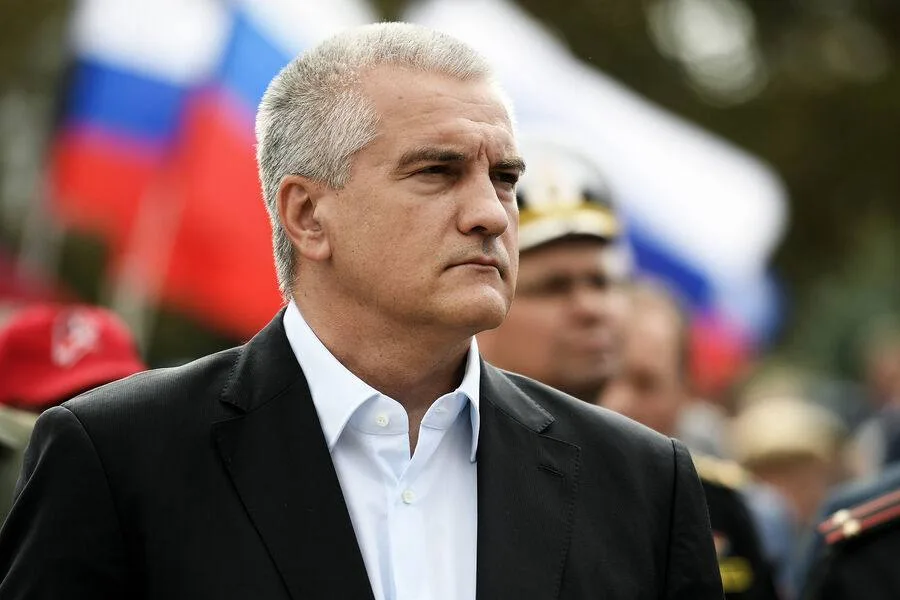 Глава Крыма призвал запретить трудовым мигрантам привозить семьи в Россию и исключить возможности получения российского гражданства на основании трудовой визы