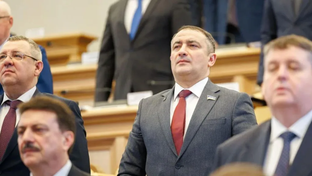 Депутата ХМАО лишили зарплаты из-за заявления о «родине узбеков»
