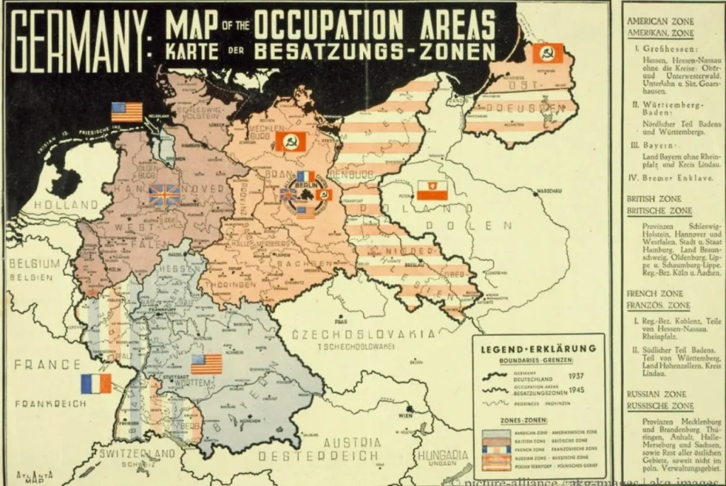 Посольство Германии в Москве поиздевалось над флагом СССР