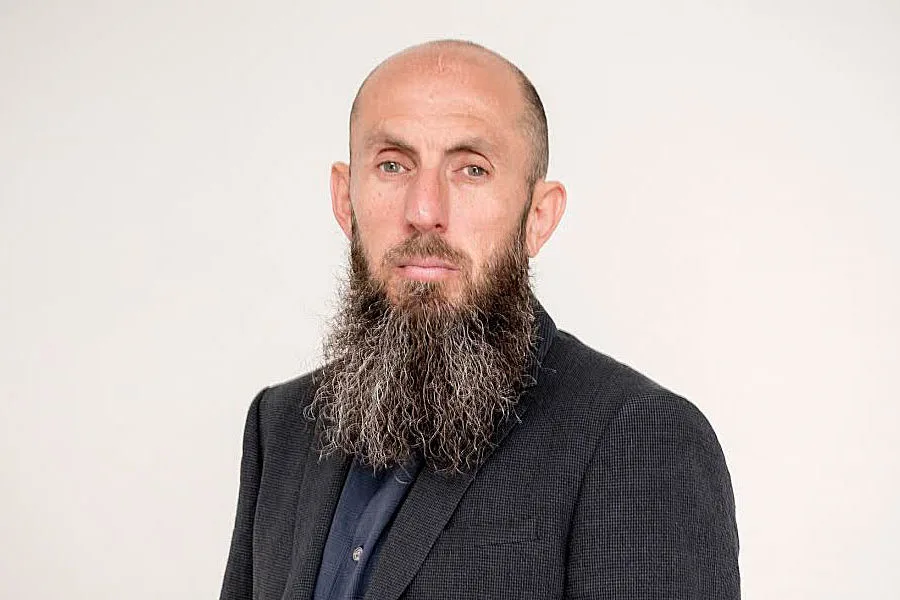 Обыски прошли у гендиректора Михайловского театра и МХАТ Владимира Кехмана. Интерес силовиков к его дому в Подмосковье связан с уголовным делом о присвоении и растрате при реконструкции сцены МХАТ