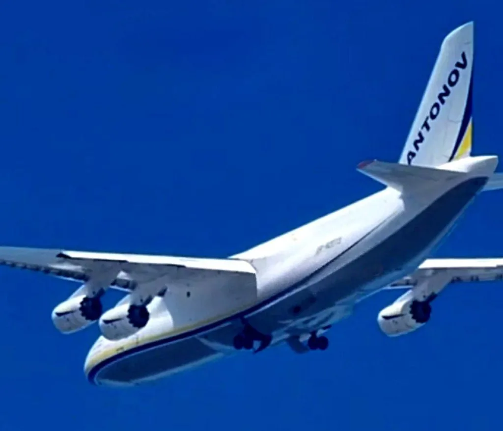 Над Киевом пролетел транспортный Ан-124 «Руслан»