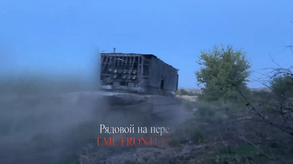 Первое боевое применение ТОС-3 «Дракон» на шасси танка Т-80 попало на видео