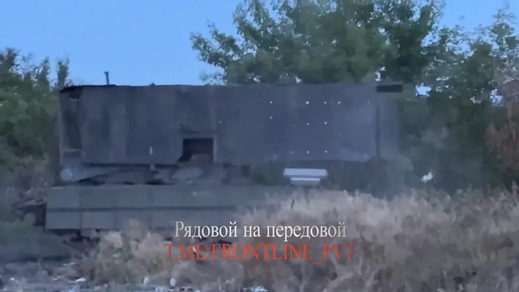 Первое боевое применение ТОС-3 «Дракон» на шасси танка Т-80 попало на видео