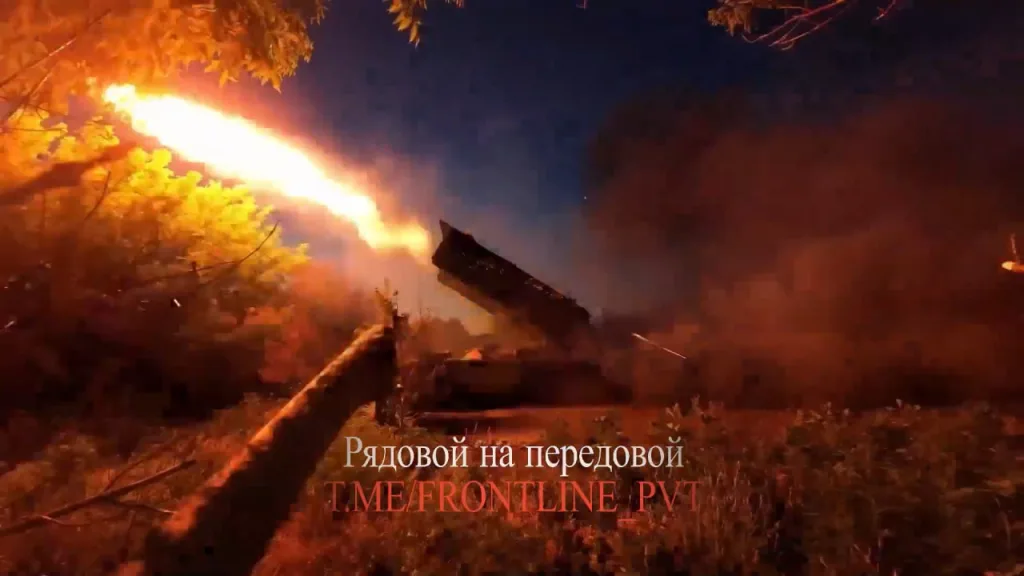 Первое боевое применение ТОС-3 «Дракон» на шасси танка Т-80 попало на видео