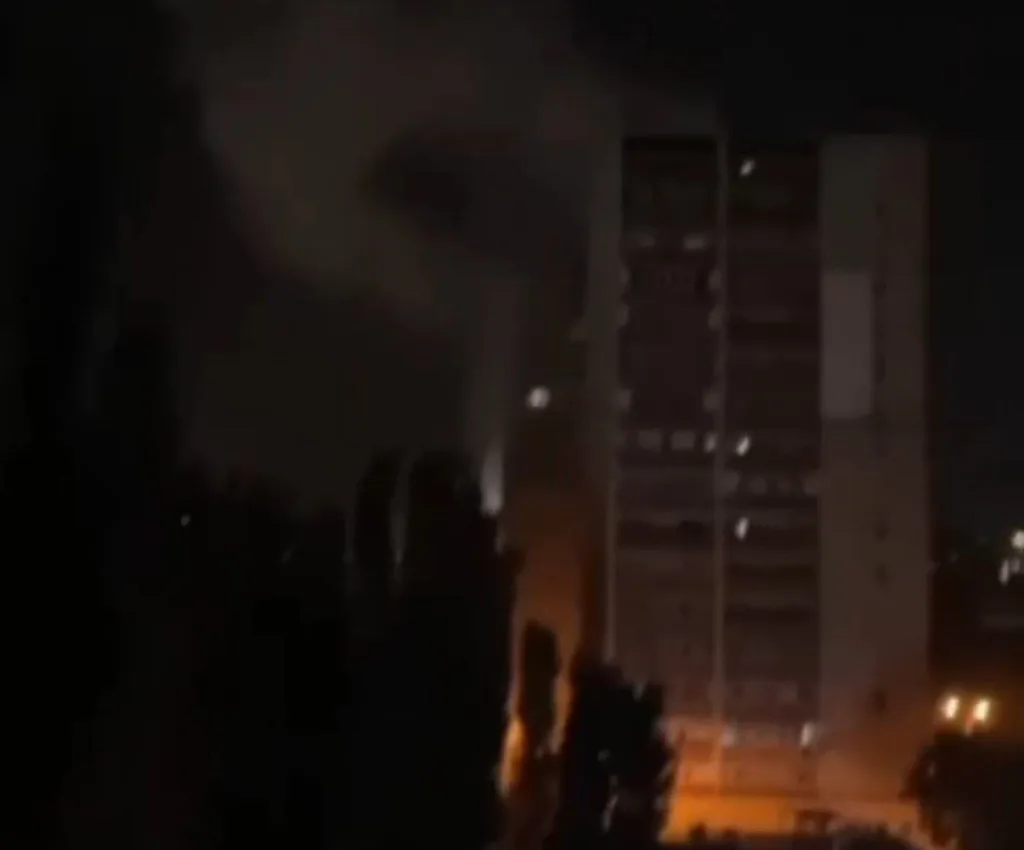 За ночь над российскими регионами средствами ПВО перехвачены и уничтожены 122 украинских БПЛА самолетного типа