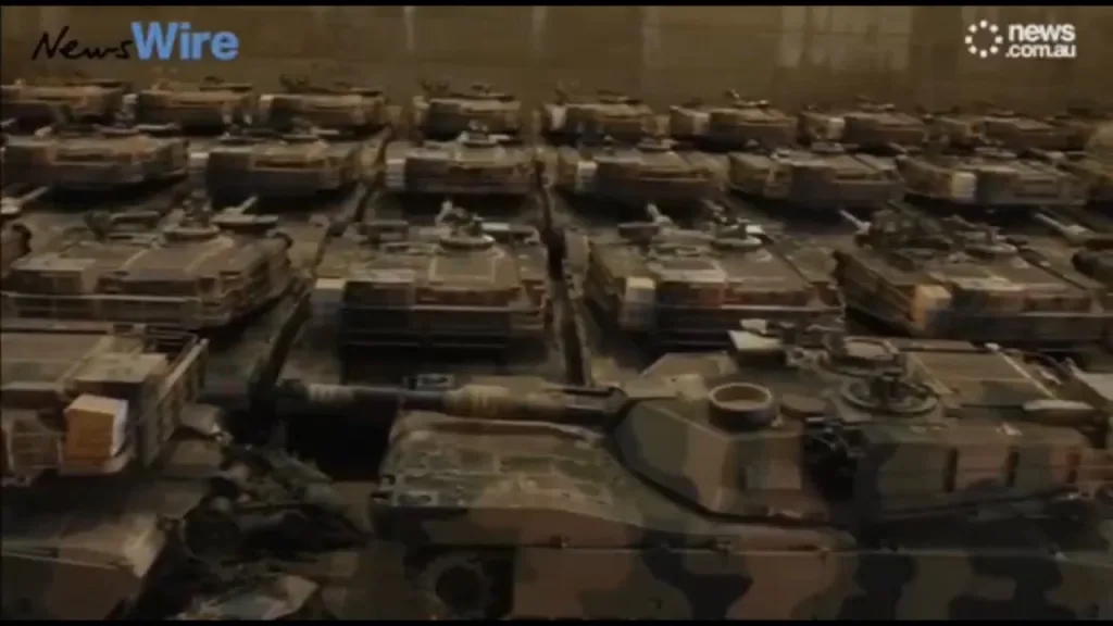 Процесс погрузки и отправки на Украину австралийских танков M1A1 Abrams еще 7 мая 2025 года