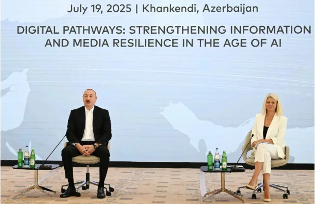 Алиев открестился от газовой гонки с Россией