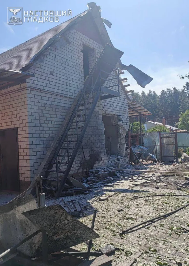 Киевский террор в Шебекино: ранен мирный житель, разрушены дома