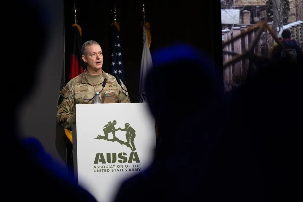 Новый Главнокомандующий объединёнными вооружёнными силами НАТО в Европе и глава EUCOM генерал Алексус Гринкевич призвал НАТО перенять украинские инновации на поле боя