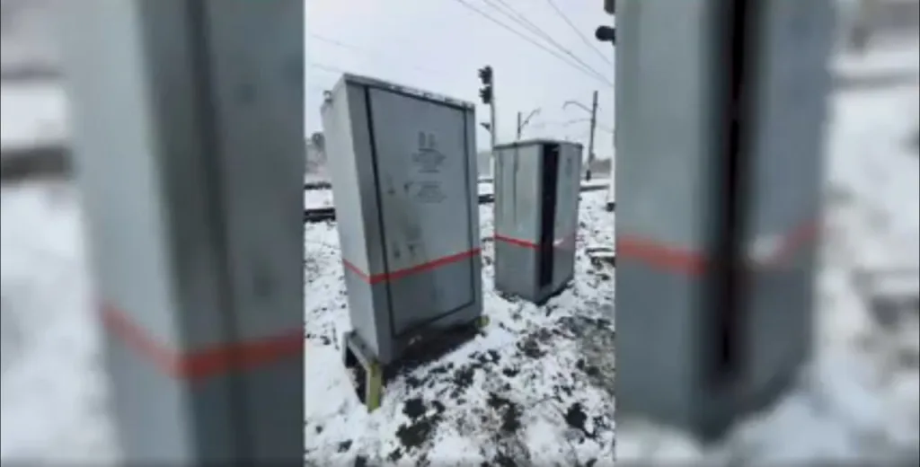 Трех пособников спецслужб Украины в ДНР, Ярославской и Липецкой областях задержали за подготовку терактов — на фото их переписки с украинскими кураторами, оружие и результаты поджогов