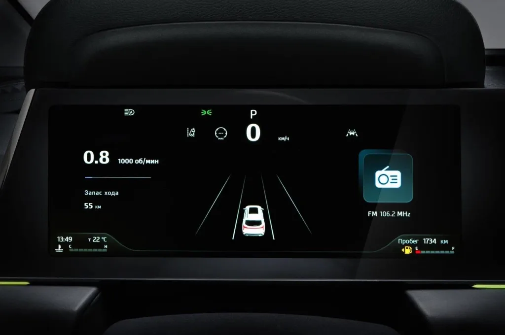 «Москвич 8» поступил в продажу в России в трёх комплектациях