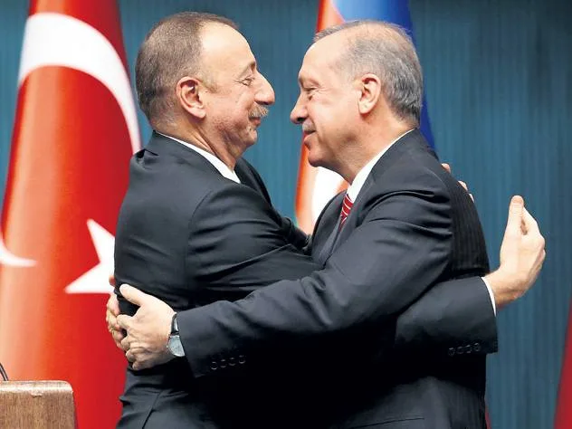 Азербайджан и Турция подписали документ об укреплении взаимной военной безопасности