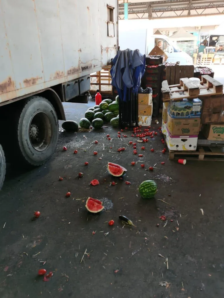 33 протокола и штраф на 1,3 млн: силовики накрыли азербайджанский рынок в Воронеже