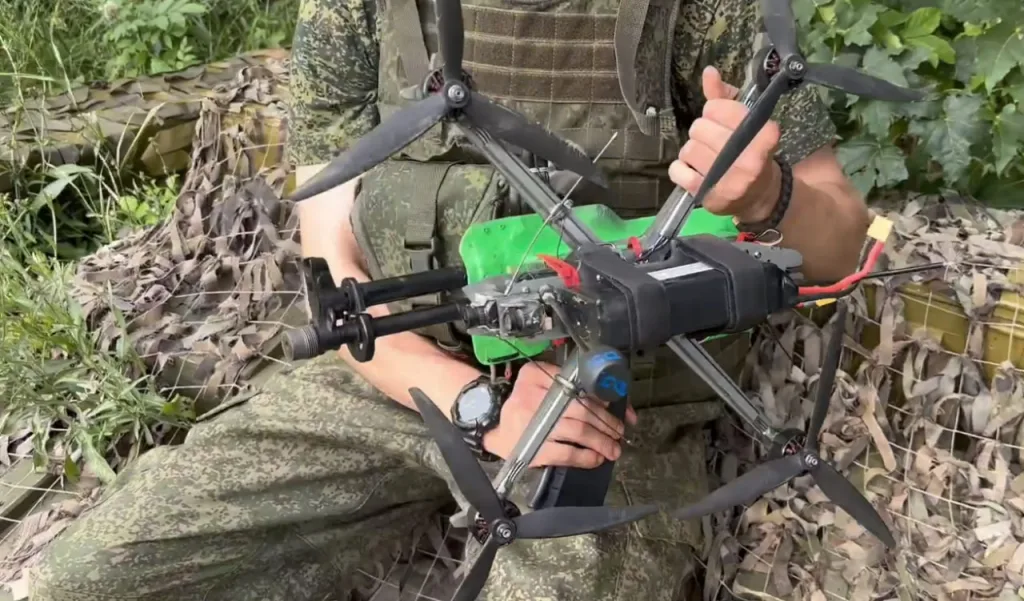 FPV-дрон с АК-74