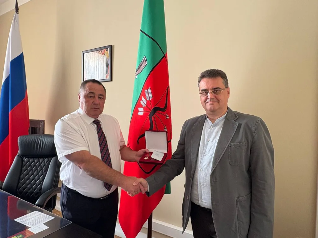 Юрий Подоляка: Экс-командарму 58А Ивану Ивановичу Попову вручен орден