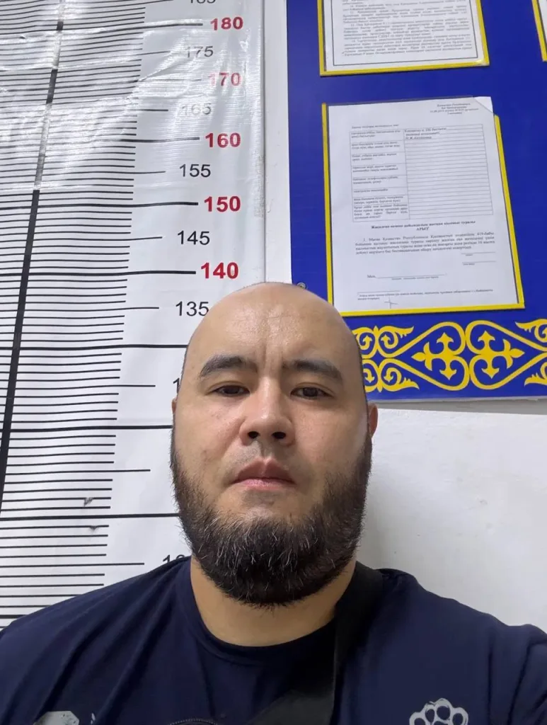 Поддержал русских — получил 10 суток: в Казахстане задержан известный пророссийский блогер