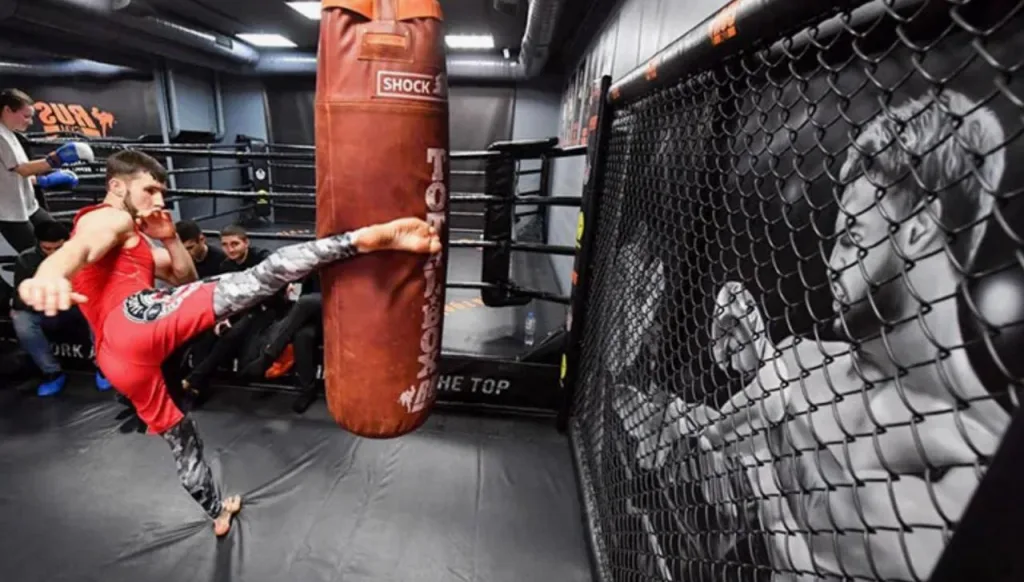 Насилие под видом спорта: в Госдуме призвали закрыть ММА-клубы для мигрантов-нелегалов