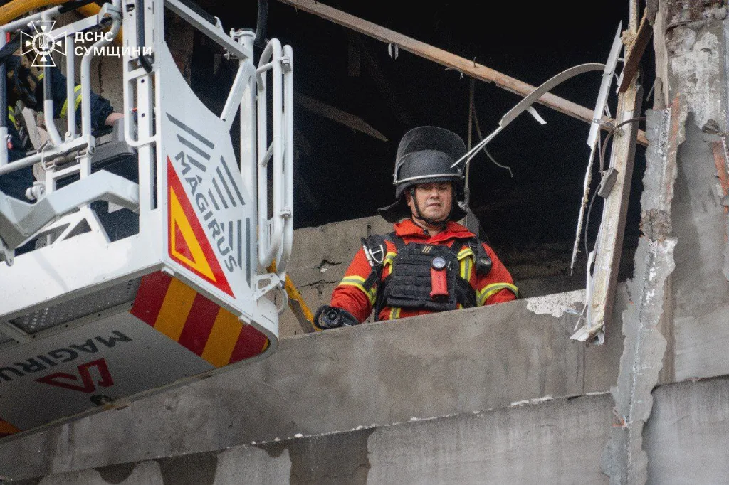 "Искандеры", "Герани", а также авиационные бомбы с УМПК шумели с вечера и до утра на территории Украины