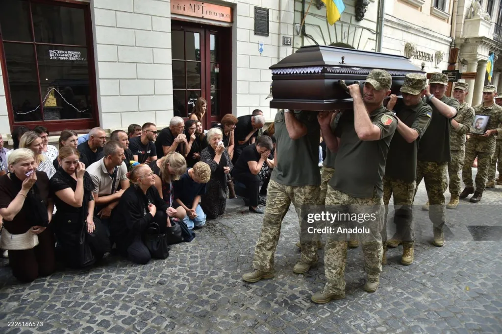 Вчера во Львове не рабы стояли на коленях и носили гробы по улицам