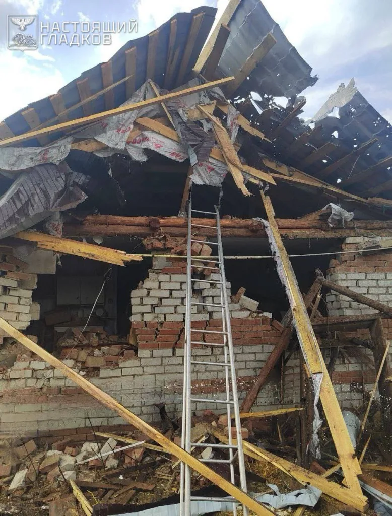 Российская ПВО ночью уничтожила 99 украинских БПЛА: 36 – над Брянской обл, 21 – над Смоленской, 10 – над Калужской, по 9 – над Волгоградской и Ростовской обл., 4 – над Крымом, по 2 – над Воронежской, Курской и акваторией Черного моря, по 1 – над Московским регионом, Нижегородской, Орловской и Тамбовской обл